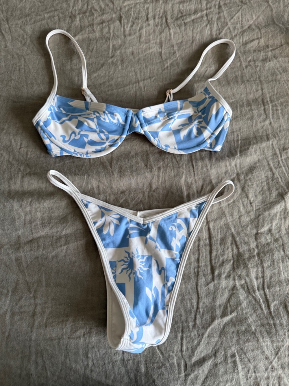 L space missy bikini